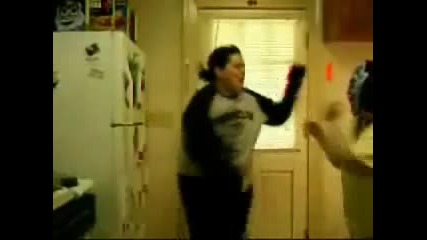 Тая си изкара ъкъла ! Смях !!!