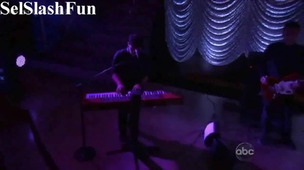 Selena Gomez - Hit the lights live