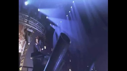 Official Pepsi Max Crowd Surfing Tv Commercial 2012 - Kick in the Mix (calvin Harris)