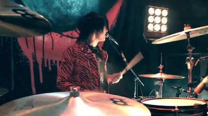 Falling In Reverse - Raised By Wolves