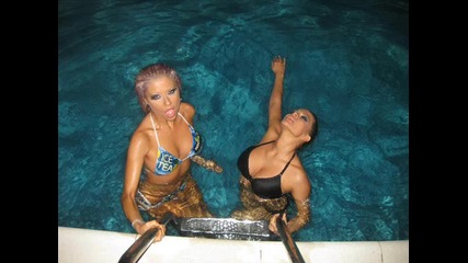 Горещи невиждани снимки на Андреа и Преслава по бански! 