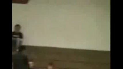 тоя боксиор как се развилня