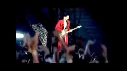 Time Is Running Out Live At Wembley Stadium 2007