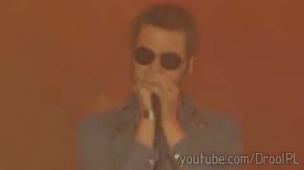 Kasabian - Fast Fuse (live 1/17) 