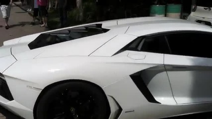 Lamborghini Aventador vs Mercedes Sls Drag Race
