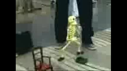 Dancing - Skeleton