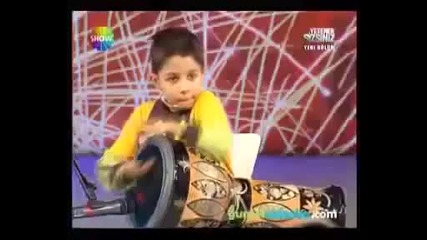 Yetenek Sizsiniz Turkiye - Yunus Camli Darbuka Show [l
