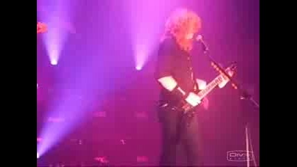 Megadeth - Never Walk Alone (live)