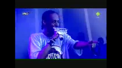 Snoop Dogg Live At Lowlands! Spittin A Gimme Dat Tree Freestyle!