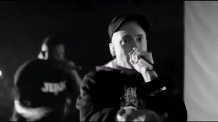 Eminem - Rap God Live [ 100 words in 15 seconds]