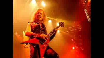 Judas Priest - Living After Midnight