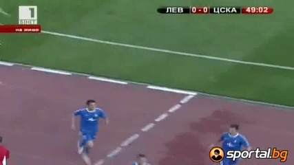 Левски победи Цска във вечното дерби и така сините са на 2 точки от третия Черноморец