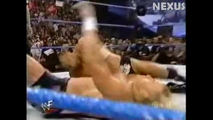 Скалата и Мик Фоли срещу Били Гън и Джеси Джеймс 10.02.2000