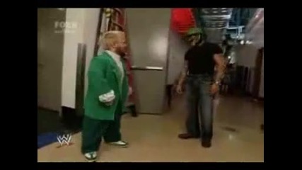Rey Mysterio Meets Hornswoggle 