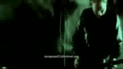 Skillet - Whispers in the Dark (english Lyrics ) Hd 