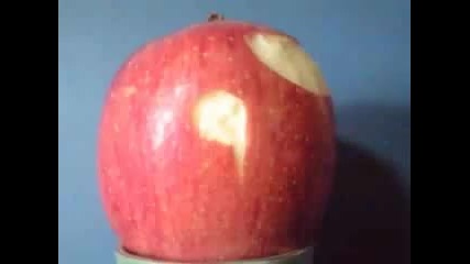 Изкуство с ябълка 