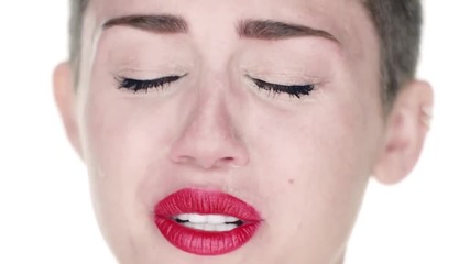 Miley Cyrus - Wrecking Ball (director's Cut)