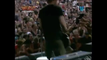 Queens Of The Stone Age - A Song For The Dead Live From Bdo 2003 