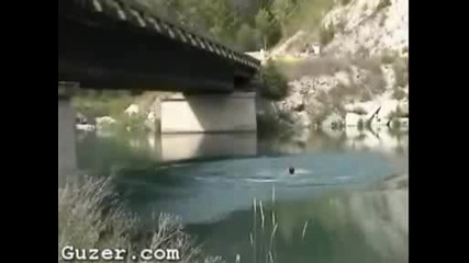 Скок в реката 