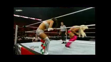 Wwe Raw 03.05.10 - Maryse vs. Nikki Bella 