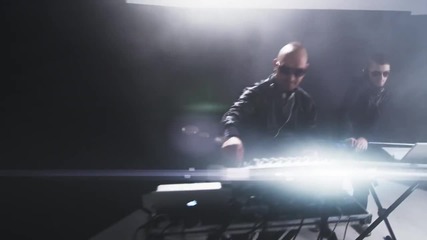 Ники Манолов и Deep Zone - Потъвам в теб