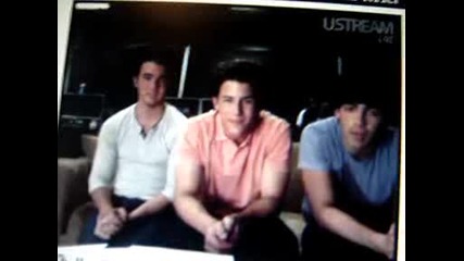 Видео чатът с Джонас от 22.08.09 (фенка се е оплашила от Джо а той дори не помни)
