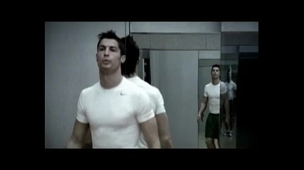 Cristiano Ronaldo - Mirrors 