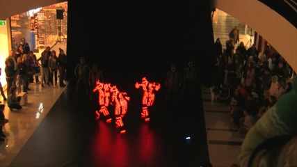Изненадващо красив танц flashmob в мола