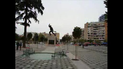Тирана,  ноември 2008