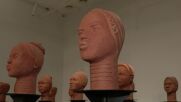 Изчезналите момичета от Чибок бяха изваяни от глина в арт проект в Нигерия (ВИДЕО)
