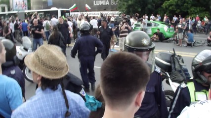 Протести срещу закона на горите 14-ти юни, Орлов мост, София -08
