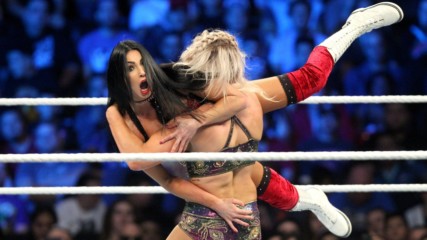Charlotte Flair vs. Billie Kay: SmackDown LIVE, Nov. 20, 2018