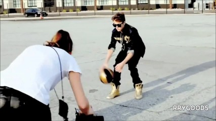 Justin Bieber - Believe video of the behind the scene of the photoshoot +full booklet Hq