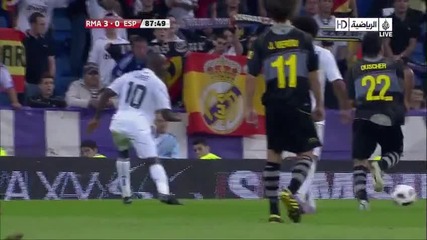 Красив гол от пасове - Реал Мадрид 3 - 0 Еспаньoл 21.09.2010 