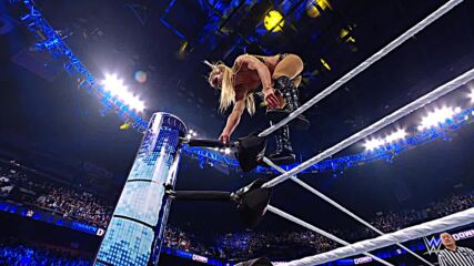 Naomi vs. Charlotte Flair: SmackDown, Jan. 7, 2022