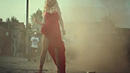 Maya Berović - Laju kuje (official video 2024 Album X).mp4