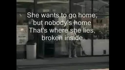 Avril Lavigne - Nobodys home with lyrics
