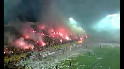 Това са истинските футболни фенове!