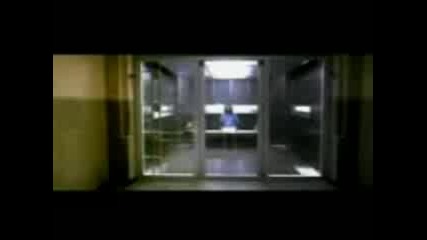 Limp Bizkit - Behind Blue Eyes 