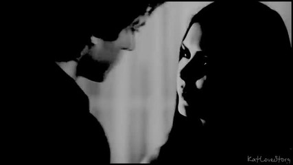Vampire Diaries - Elena Gilbert - Pain