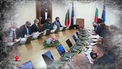 Транспортният министър Николай Събев и Екатерина Захариева пред Любо Огнянов в "Офанзива"