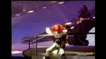 Spice Girls - Live in Istanbul - 14 - Move over