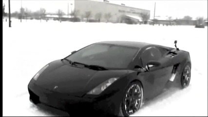Lamborghini in the Snow