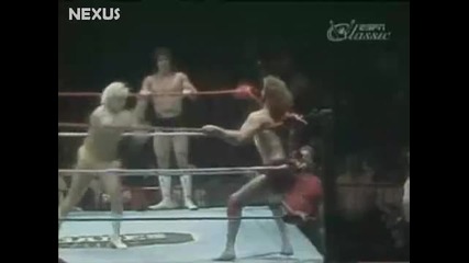 Кактус Джак и Гари Йънг срещу Скот Щайнер и Били Травис (1988)