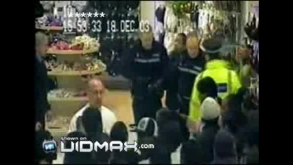 Cops - Arrest - Gang - In - Mall