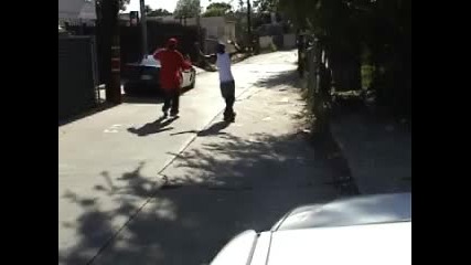 Crips vs. Bloods Gangsta Homies (red vs. Blue)