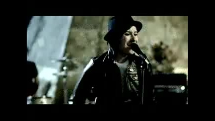 Simple Plan - Your Love Is A Lie