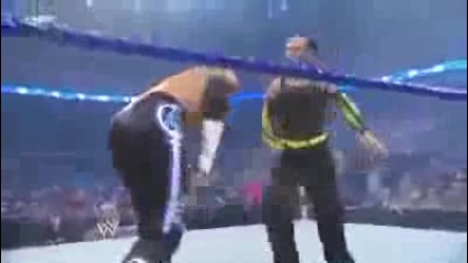 Wwe Smackdown 4/10/09 - Matt Hardy vs Jeff Hardy - Stretcher Match1/2