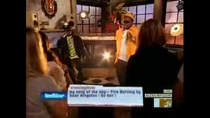 Sean Kingston - Fire Burning (alexa Chung Live)