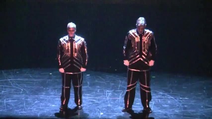 Awesome - Dubstep Dancing Duo _ Thunderdub